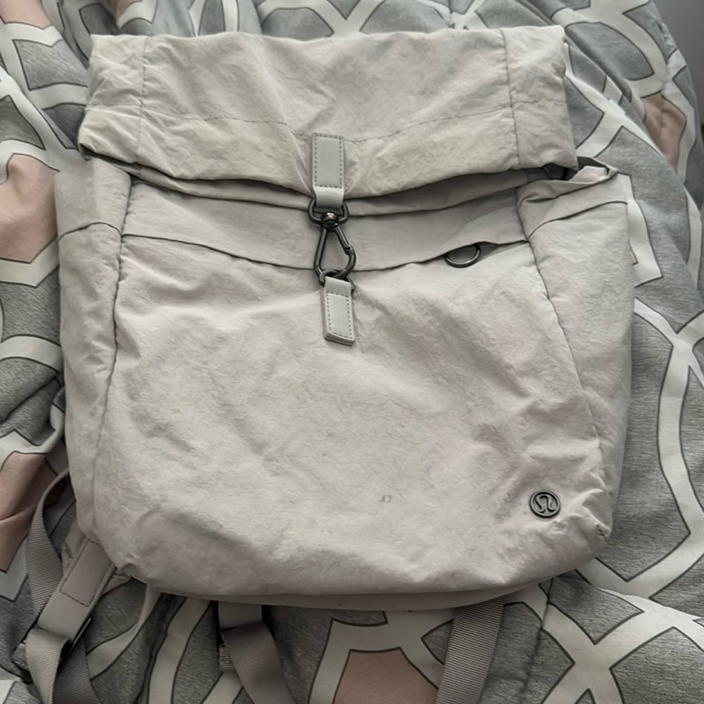 Lululemon Cross Paths Rucksack 14L Chrome